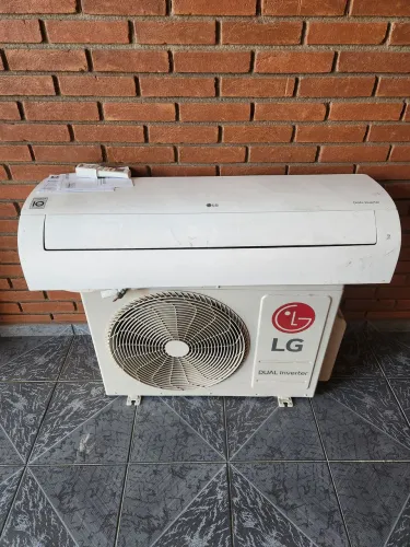 Ar Condicionado Split Hi Wall LG Dual Inverter Compact AI 18000 Btus Frio 220v R-32