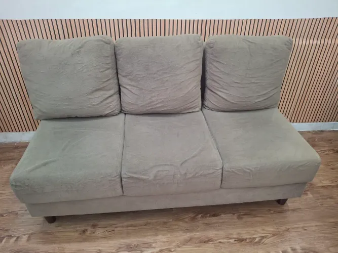 Sofá de 3 lugares Suede