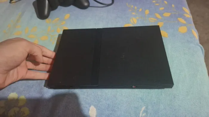 PlayStation 2 Slim 