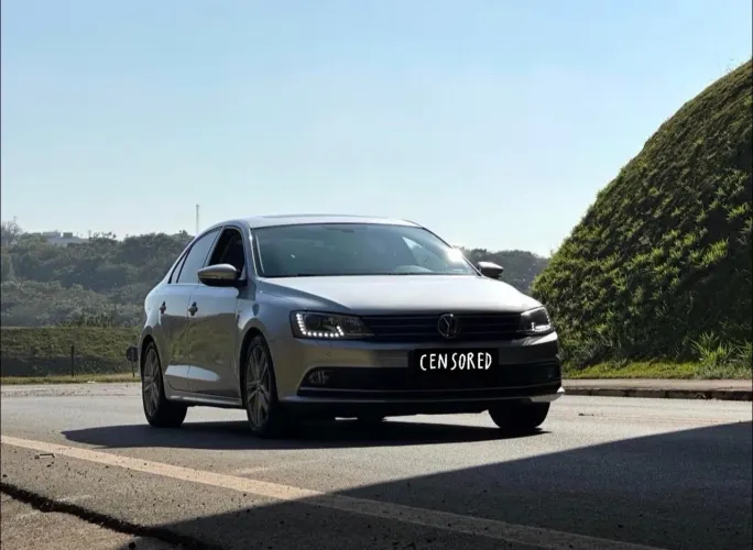 Volkswagen Jetta Highline 2.0 TSI 16V 4P Tiptronic 2016