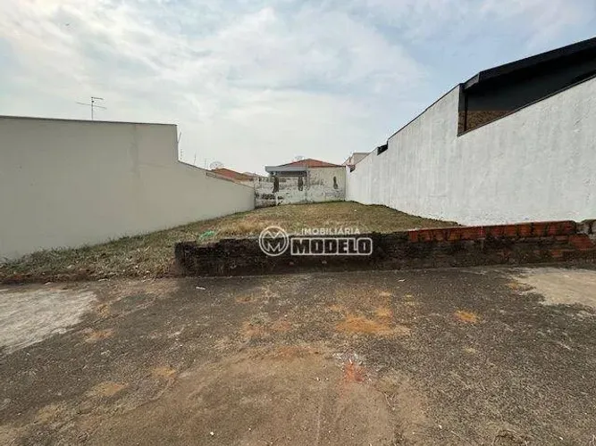 Terreno à venda, 275 m² por R$ 402.000,00 - Nova América - Piracicaba/SP