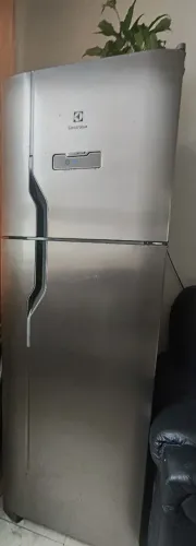 Geladeira electrolux frost free inox 371 l