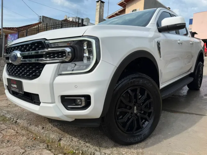 Ford Ranger XLT 3.0 V6 4X4 CD TB Die. Aut. 2025
