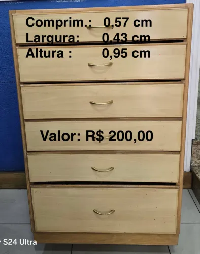 Gaveteiro com rodinhas
