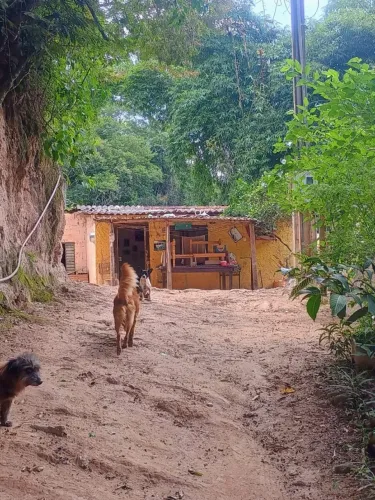 CHACARA EM PARAIBUNA 8 MINUTOS DA RODOVIA