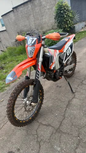 Vende-se KTM 2018 em pleno funcionamento 