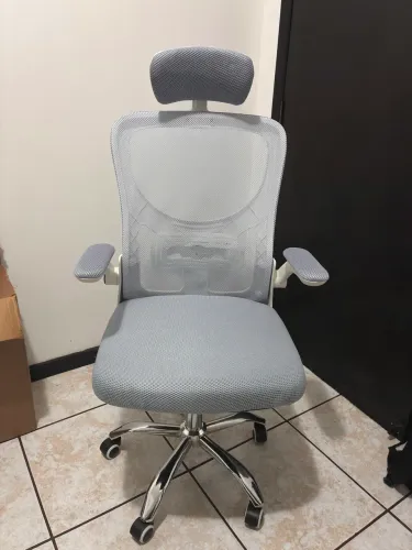 Cadeira de Escritório Ergonômica em Tela Mesh Branca