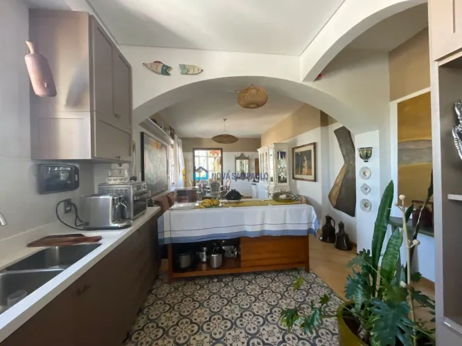 Apartamento em prédio da década de 40 à venda, na Aclimação, próximo do Parque da Aclimaçã