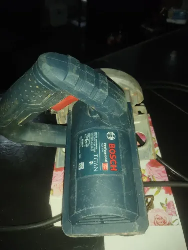 Makita profissional BOSH
