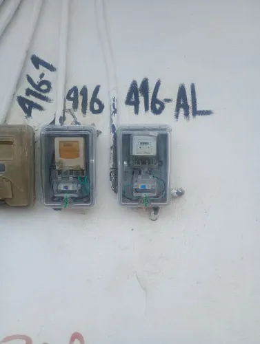 Troca quadro Enel plástico 