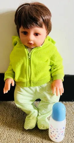 Bebê Reborn 48cm / 100% silicone + Acessórios