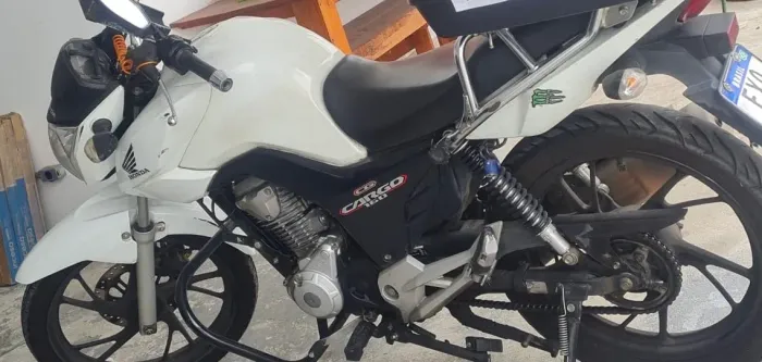 CH 160 Cargo 2020 - R$ 12.000,00