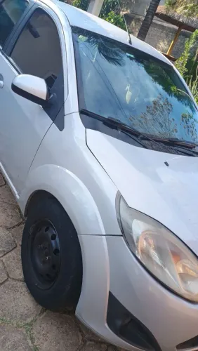Ford Fiesta Sedan SE 1.6 8V Flex 4P 2014