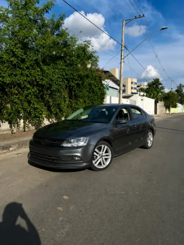 Volkswagen Jetta Comfortline 1.4 TSI 16V 4P Aut. 2016