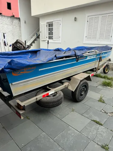 Vendo barco de alumínio