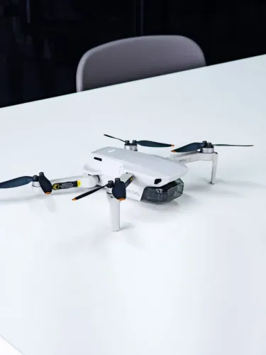 Drone DJI Mini SE + Acessórios (Fly more combo)