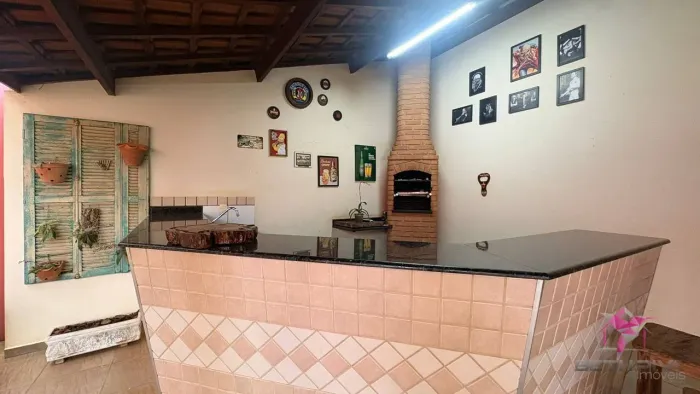 Casa no Centro | Suíte com Closet + Espaço Gourmet e Deck