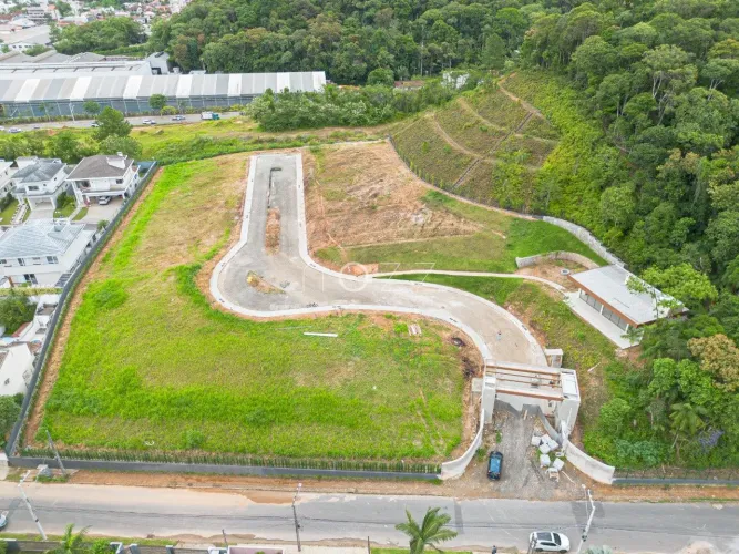 Terreno em Condominio Fechado no Bairro América