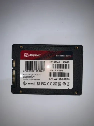 SSD Kingspec 256 GB. 