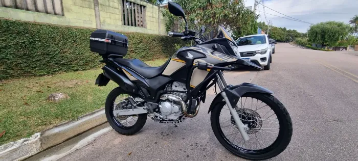 Vendo xre 300 adventure 