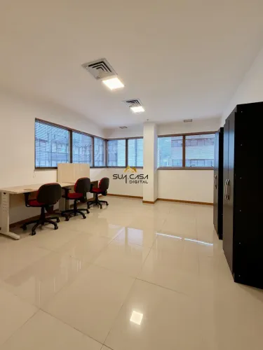 Sala Comercial de Esquina com 2 Ambientes no Vogue Square  Barra da Tijuca REF: SA0015