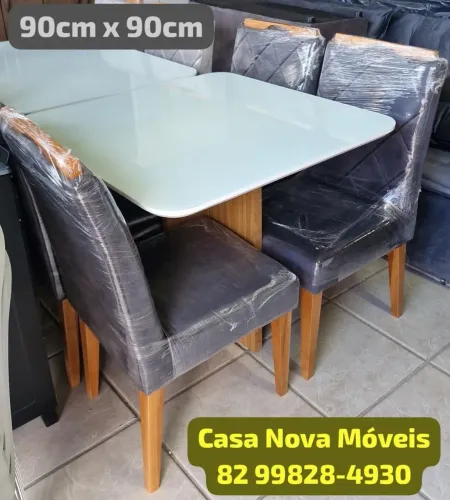 Conjunto Mesa 4 Cadeiras