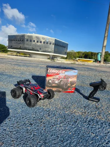 Carro RC Off-Road 16102 Alta Velocidade 50km/h - Controle Remoto | Cartão e Frete Grátis