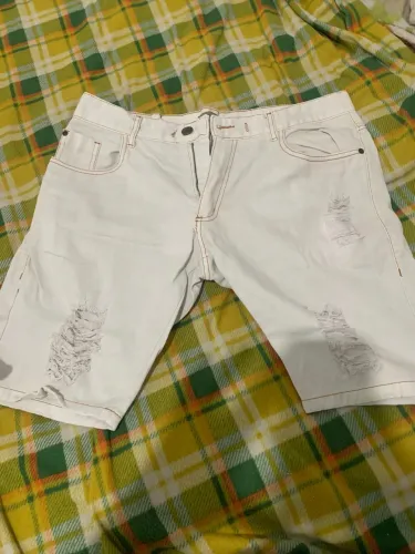 Bermuda branca