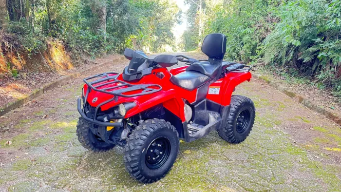 Quadriciclo can am outlander 570 4x4