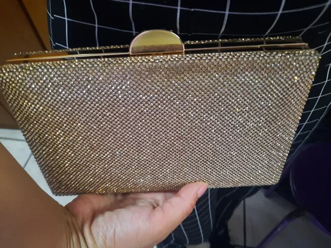 Bolsa clutch festa - Dourada  Nova- Sem uso 