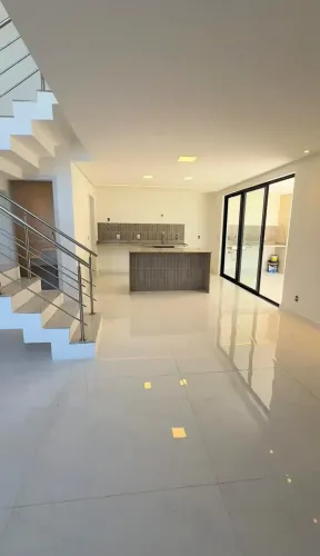 Casa para venda de 3 quartos com 168 m² FRENTE MAR em Morada do Sol - Vila Velha - ES