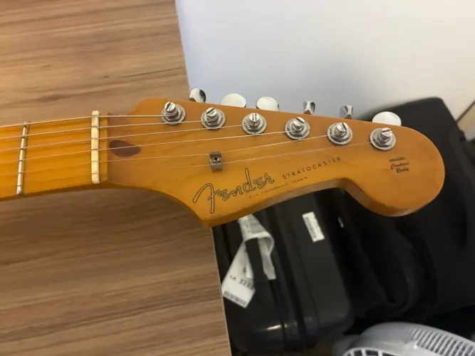 Guitarra Fender Japonesa
