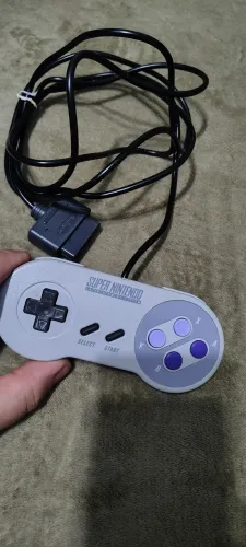 controle de super Nintendo original funcionando perfeitamente cabo um pouco duro 