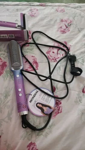 Escova alisadora linha Juliet QU4TRO ELEMENTOS..NOVINHA.. ainda está com garantia da loj