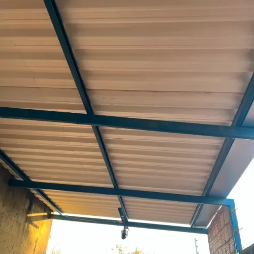 Metalon e Telhas Semi Sanduíche