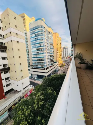 ANDERSON MARTINS IMÓVEIS VENDE EXCELENTE 04 QUARTOS COM DUAS SUITES COD 33825 R