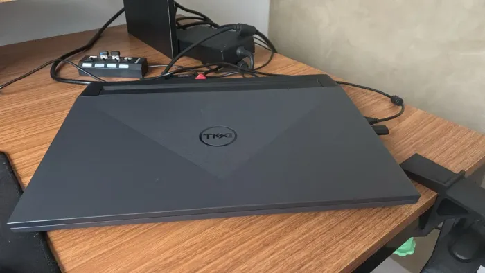Notebook Dell G15 5520 - I5 12 geração - 24GB ram - 512SSD
