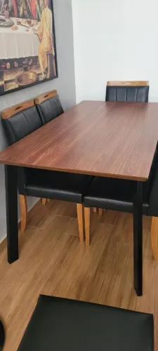 Mesa de Jantar 6 Lugares - Estrutura em Metalon com Tampo amadeirado