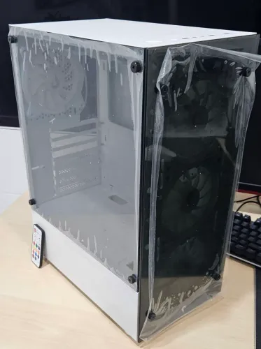 Gabinete Rise Mode Com 6 Fans ARGB e Controladora