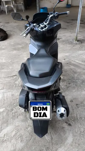 Moto muito nova só vou pro trabalho