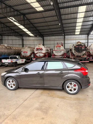 Ford Focus 1.6 S/se/se Plus Flex 8v/16v 5P 2015