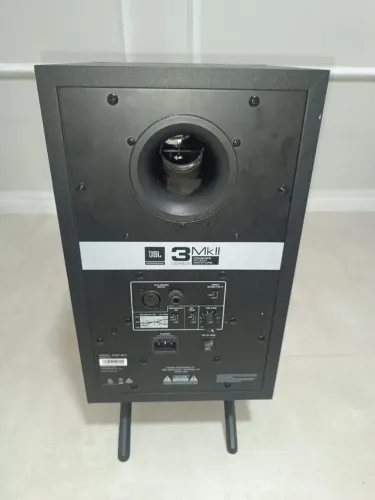 Vendo Monitor JBL 3MkI/SERIES. Novo 1100.<br>SERIES