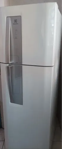 Geladeira Eletrolux DF 42 