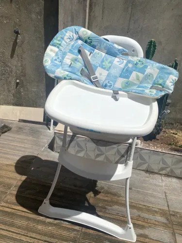 Cadeira de alimentação