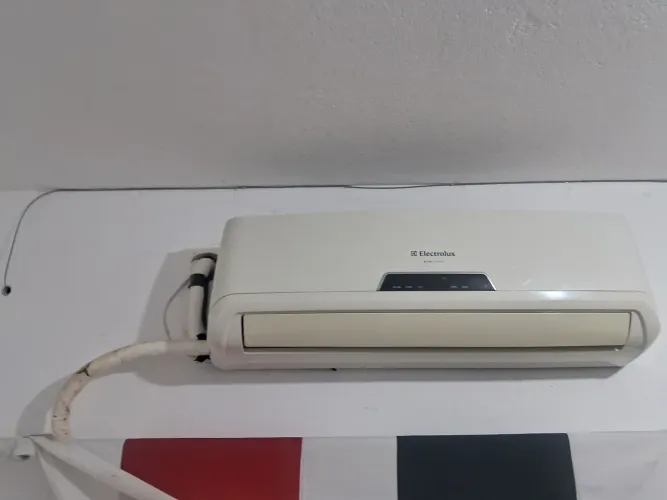 Vendo ar-condicionado ELETRO LUX Eco turbo 7.000, Btu.