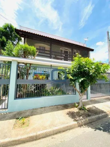 Casa com 3 dormitórios à venda por R$ 680.000,00 - Jardim Lindóia - Lindóia/SP