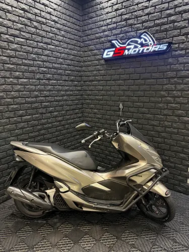 HONDA PCX 150 DLX 2019