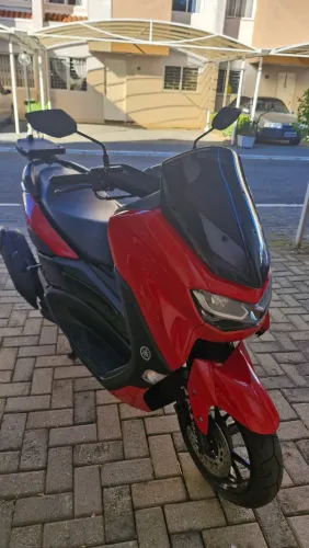 Linda Nmax 160 Connect