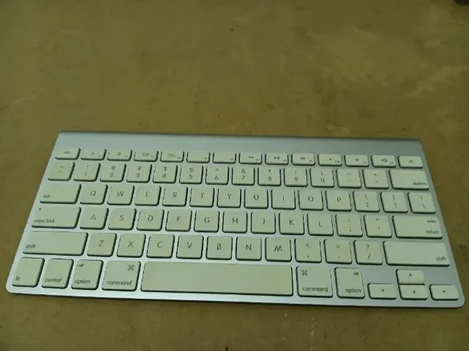 Teclado Apple Wireless A1314 ( Usado) tecla Delete nao funciona