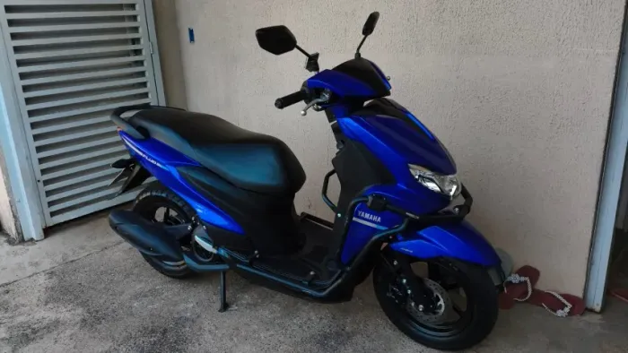 Yamaha Fluo 125 2025 ABS - Baixa KM, Revisada e na Garantia de Fábrica + Acessórios